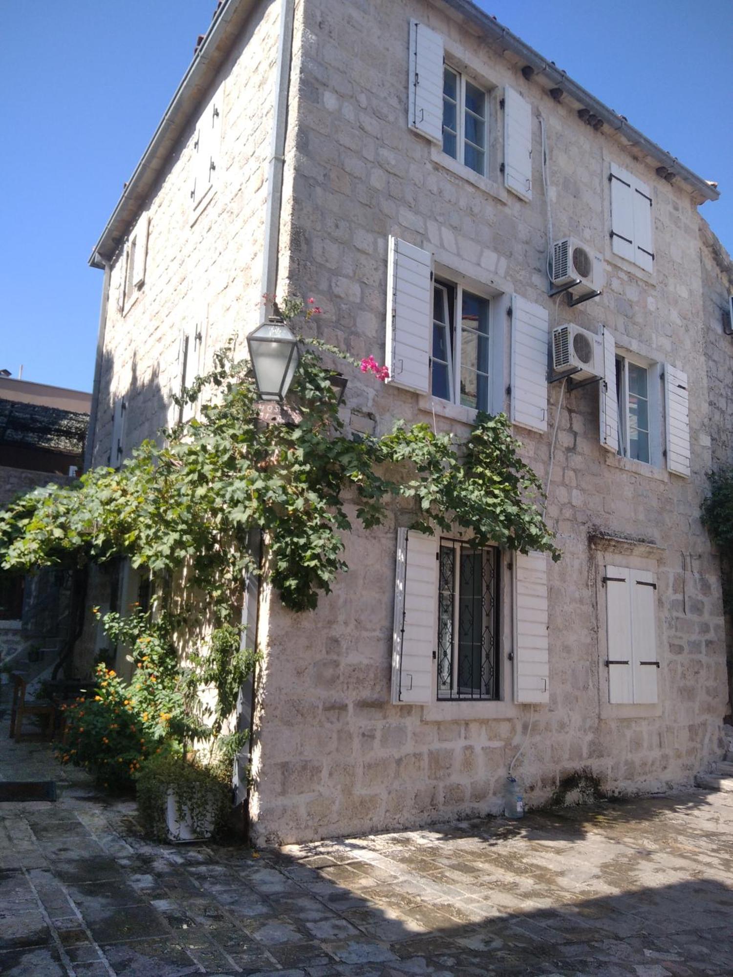 בודווה Michel Guest House מראה חיצוני תמונה